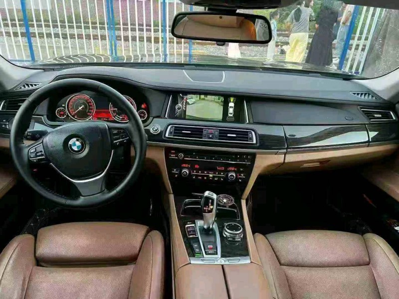 湘潭13年宝马7系9