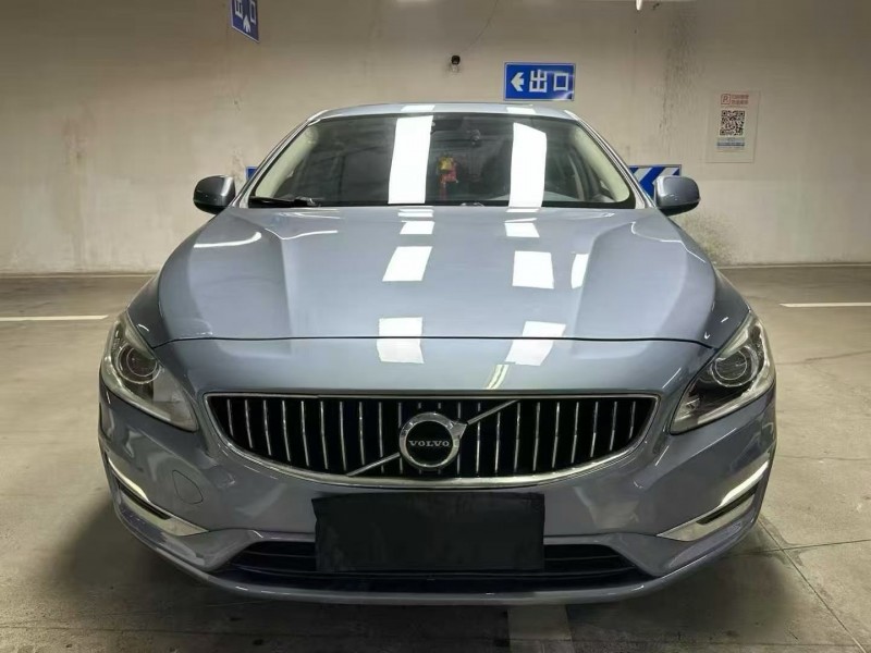 成都18年沃尔沃S60L1