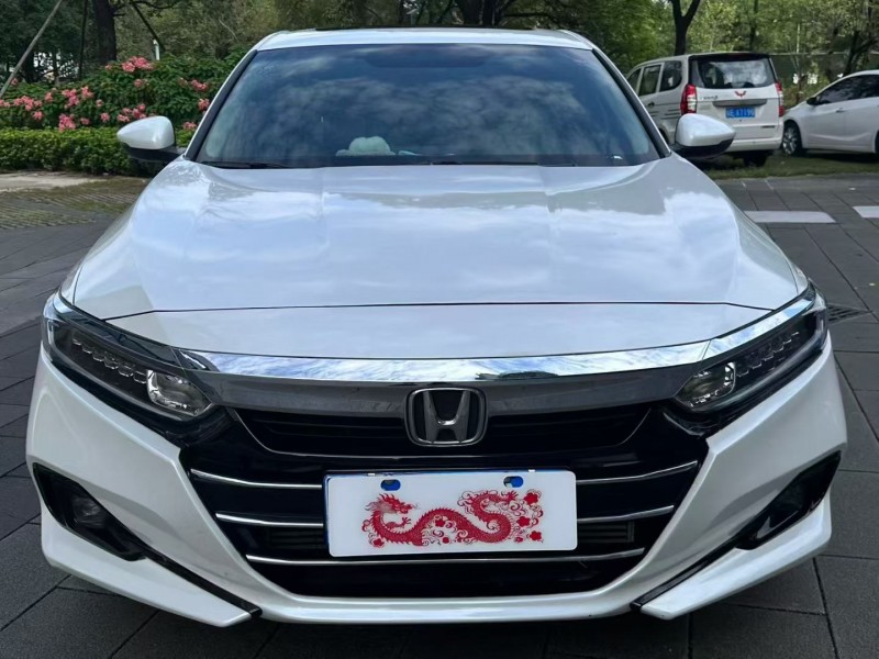 佛山22年本田雅阁1