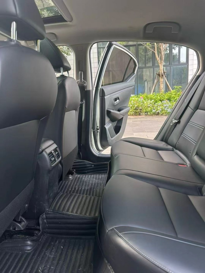 佛山22年日产轩逸5