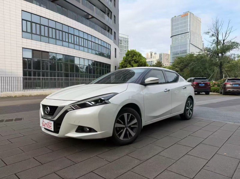 佛山19年日产蓝鸟3