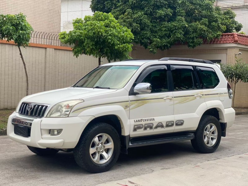 中山09年丰田普拉多3