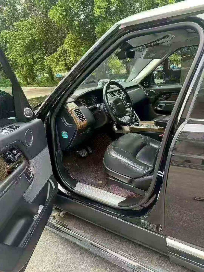 三明19年路虎揽胜行政4