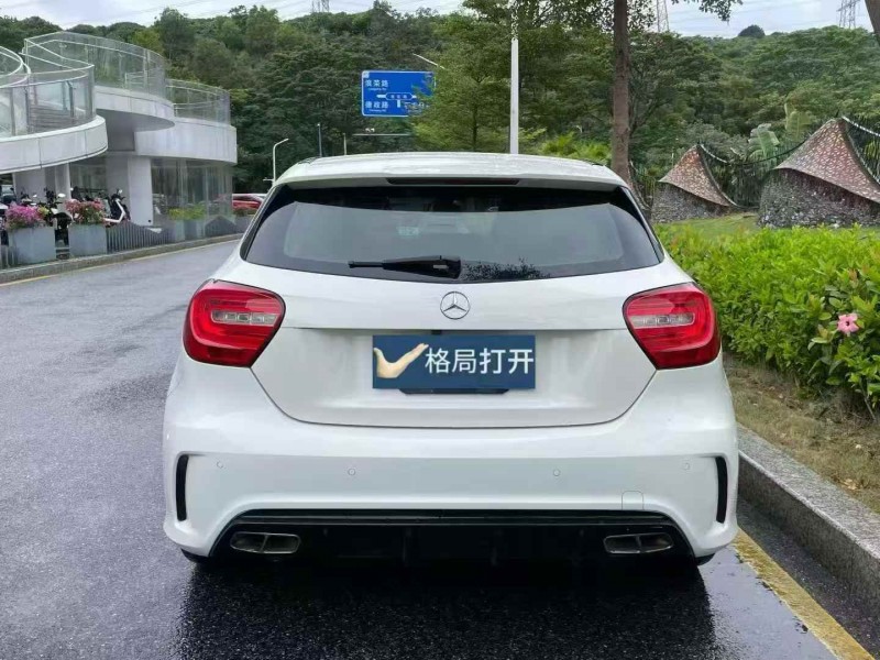 深圳15年奔驰A9