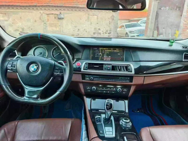 青岛13年宝马5系6