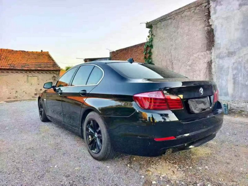 青岛13年宝马5系8