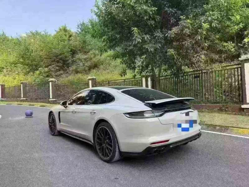 重庆24年保时捷帕拉梅拉7