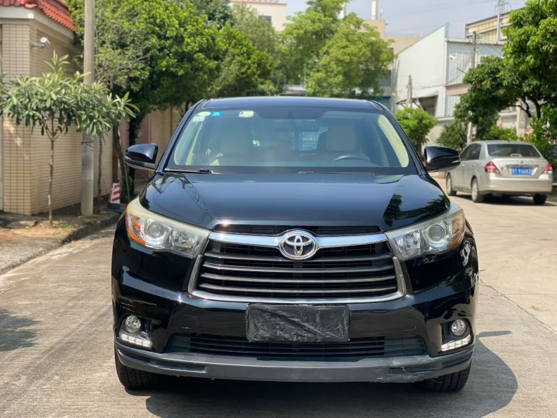 中山18年丰田汉兰达1