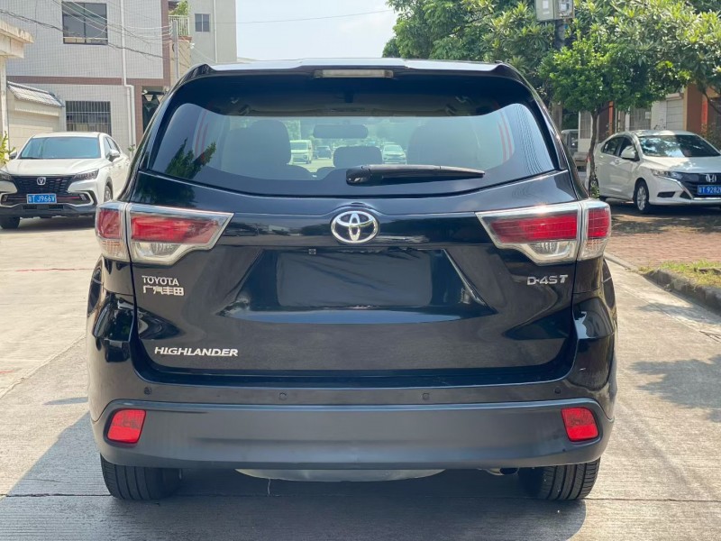 中山18年丰田汉兰达9