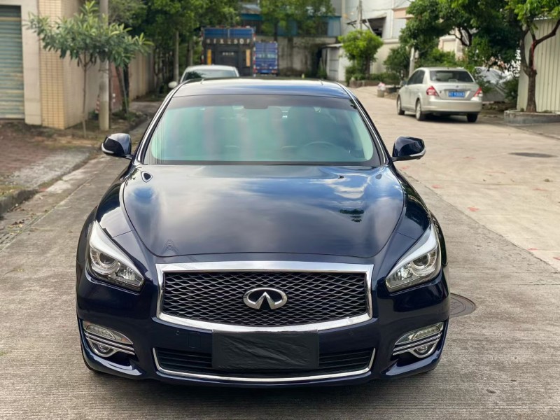 中山19年英菲尼迪Q701