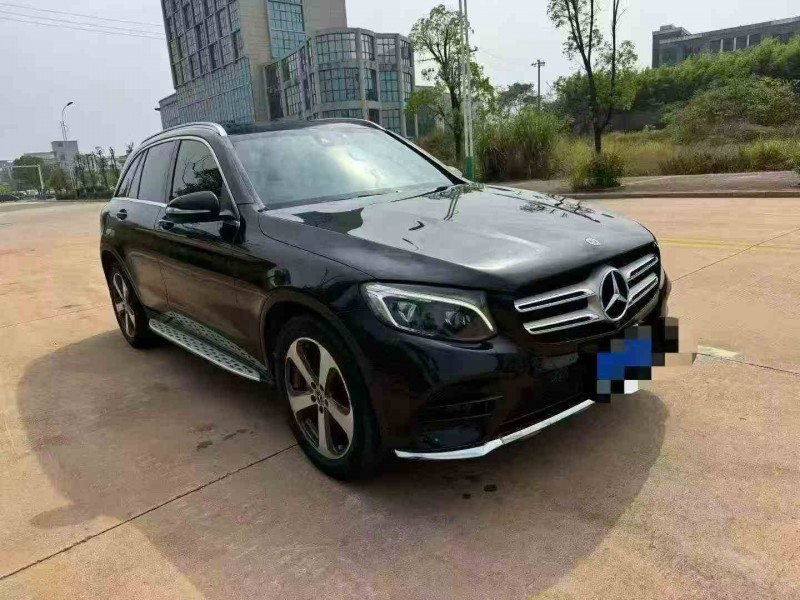 九江17年奔驰GLC3