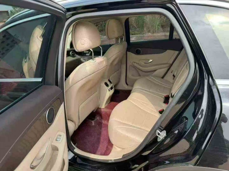 九江17年奔驰GLC5