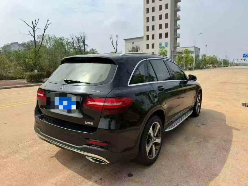 九江17年奔驰GLC7