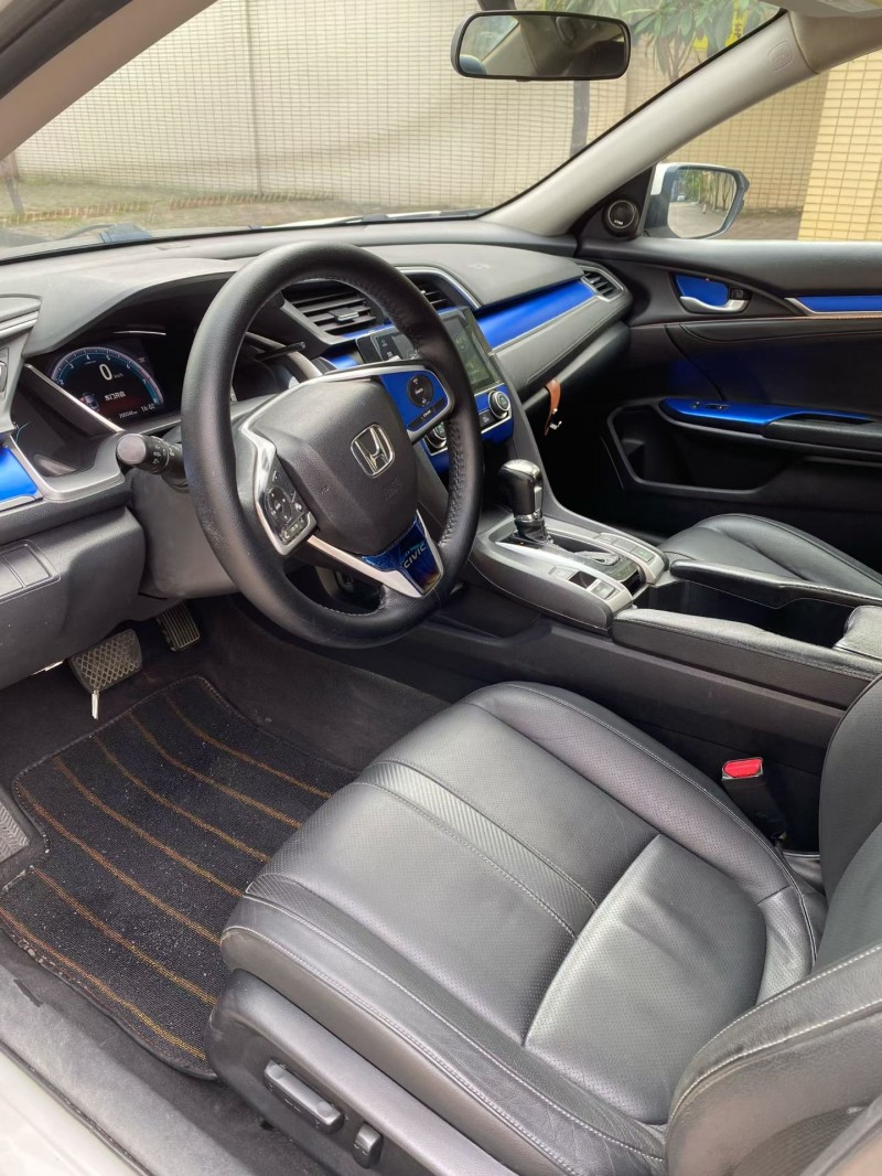 中山17年本田思域4