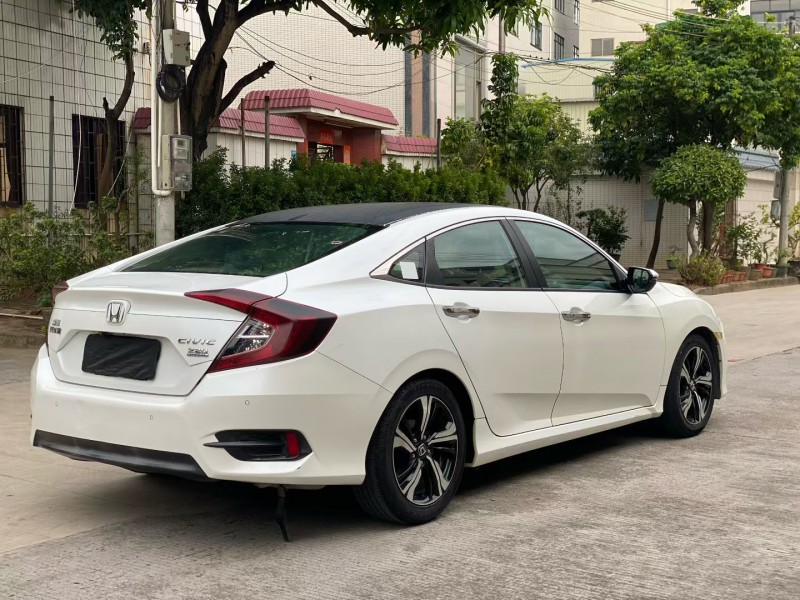 中山17年本田思域7