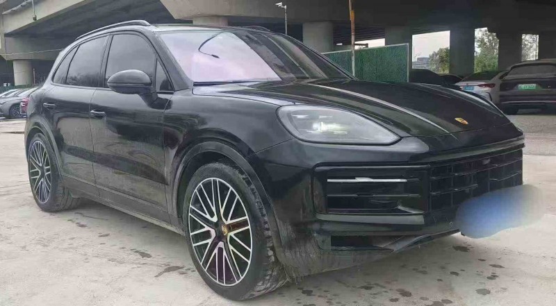 重庆24年保时捷卡宴2