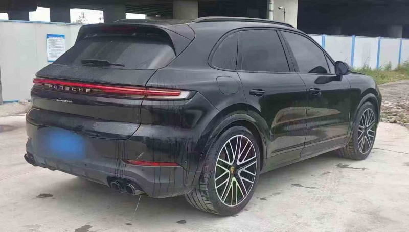 重庆24年保时捷卡宴6