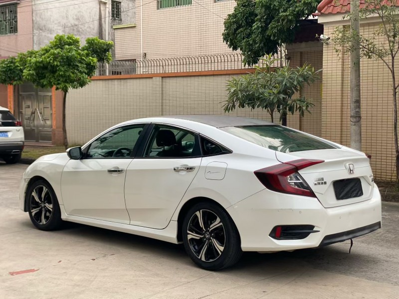 中山17年本田思域8