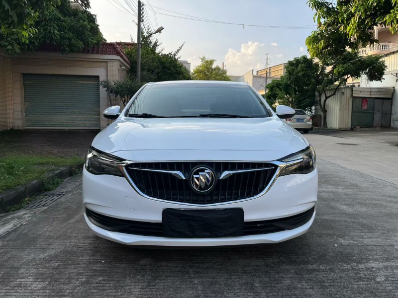 中山19年别克英朗1