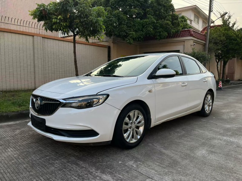 中山19年别克英朗2