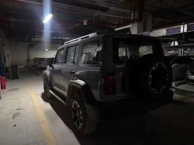 青岛25年长城汽车坦克5