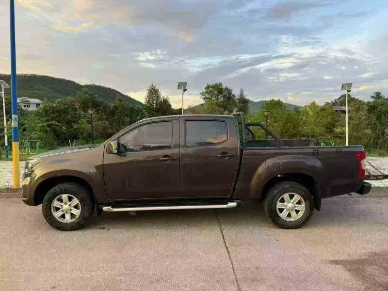 莆田21年五十铃瑞迈7