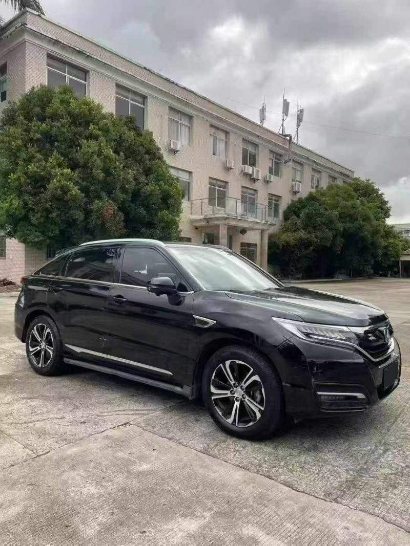 漳州17年本田URV2