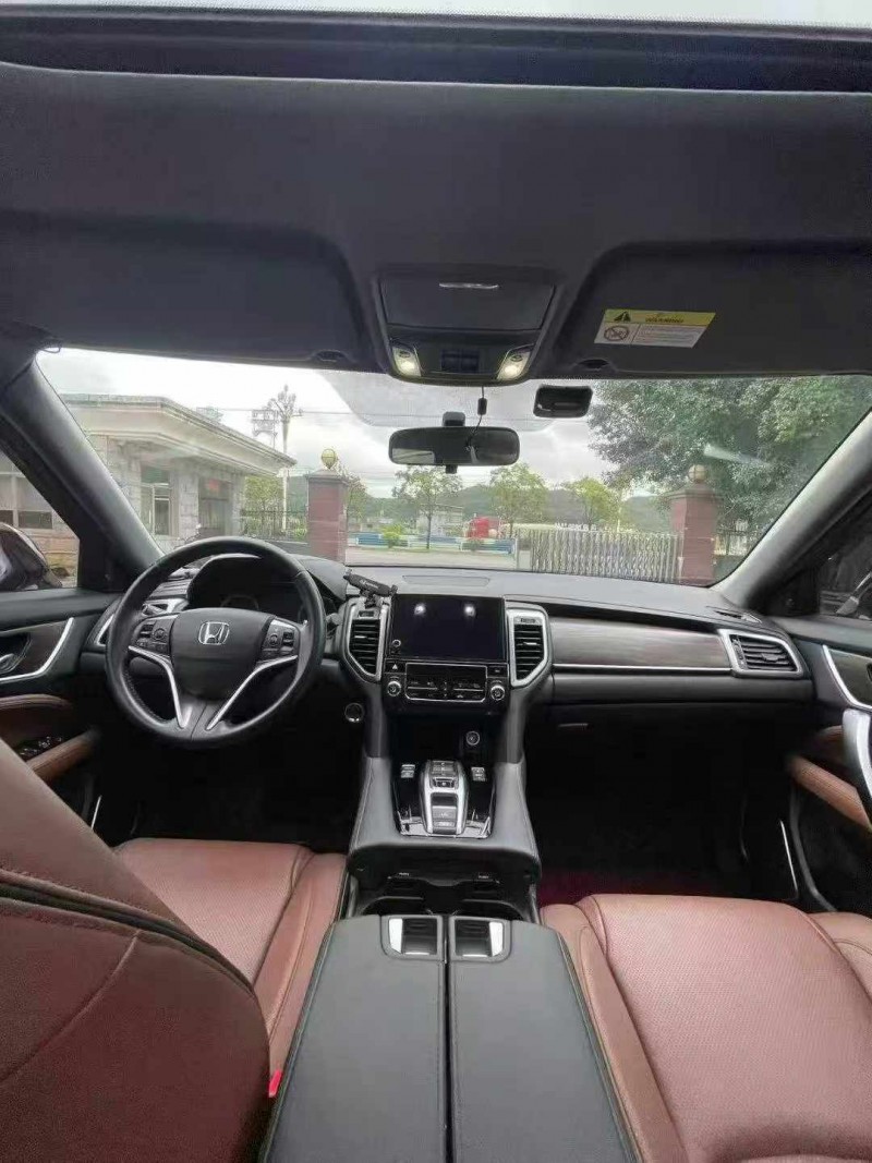 漳州17年本田URV5