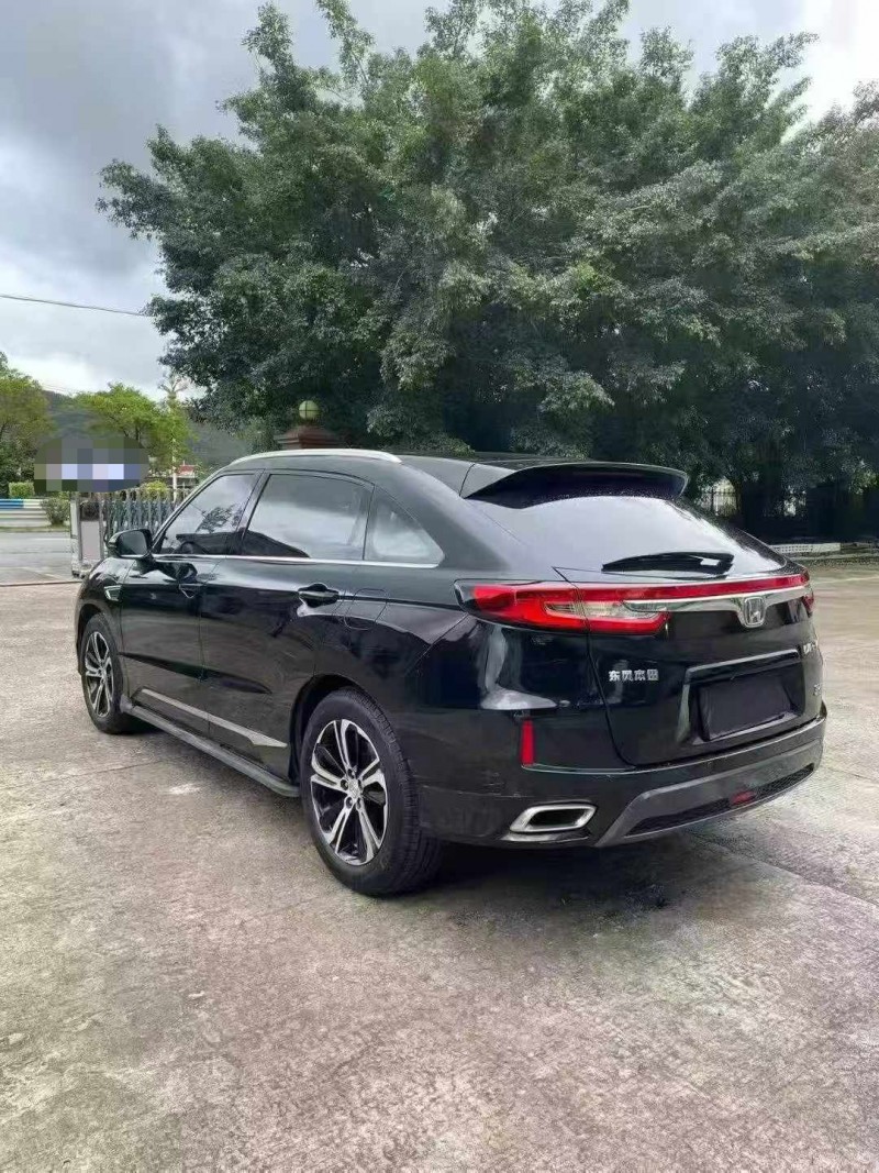 漳州17年本田URV8