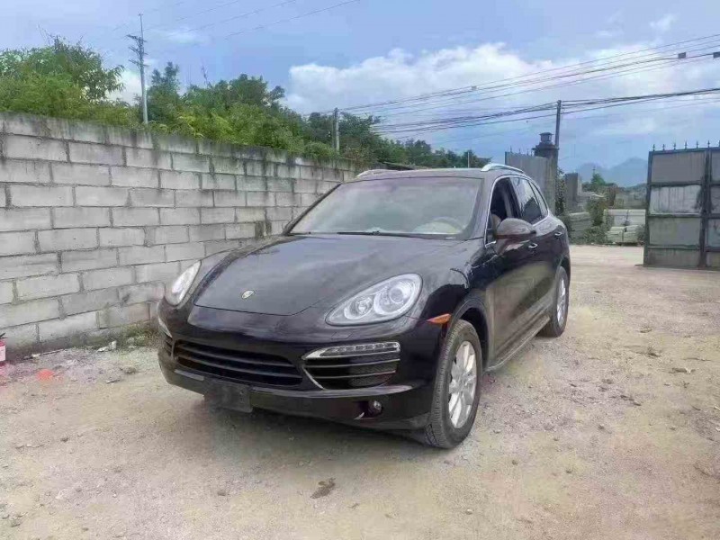 深圳14年保时捷卡宴2