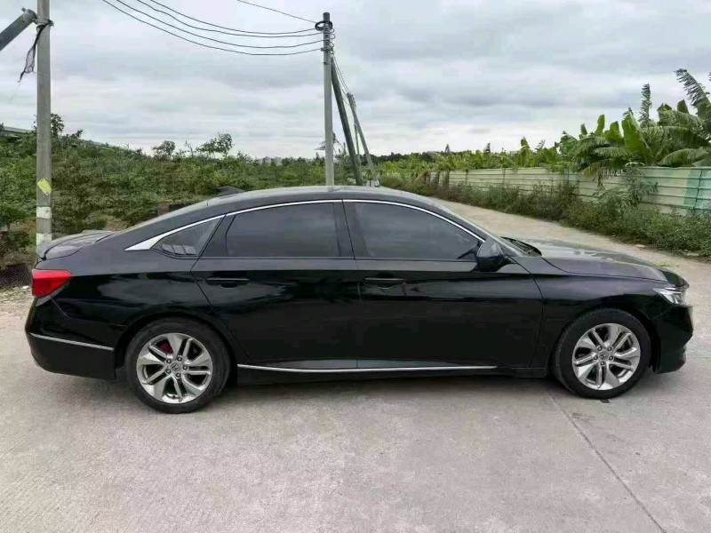 佛山21年本田雅阁7