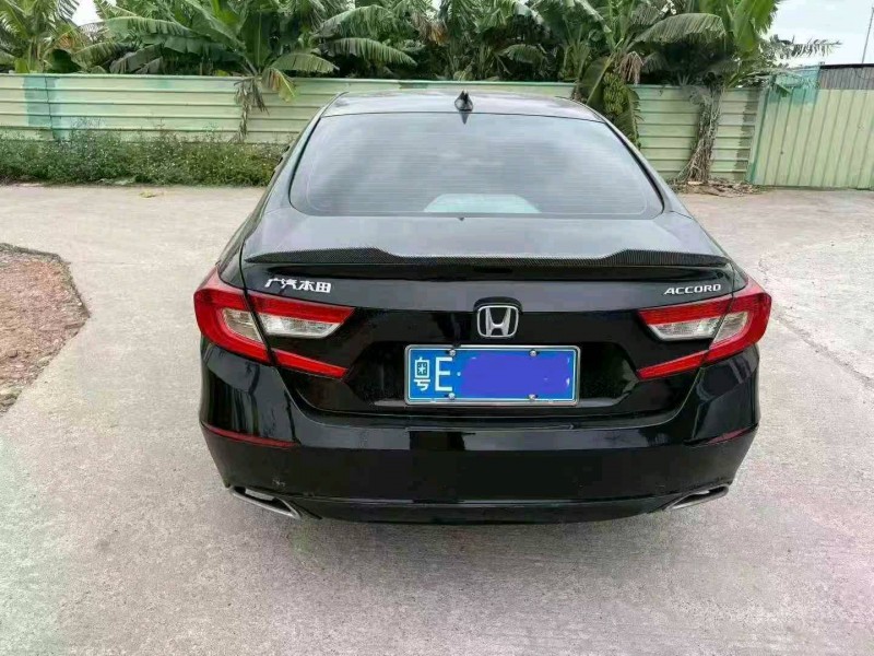 佛山21年本田雅阁9