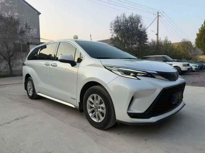 东营24年丰田格瑞维亚3