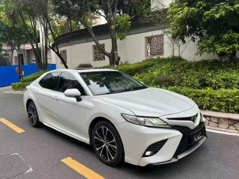 珠海18年丰田凯美瑞2