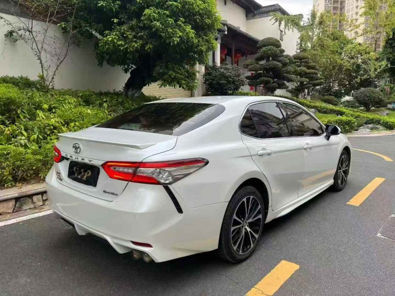 珠海18年丰田凯美瑞8