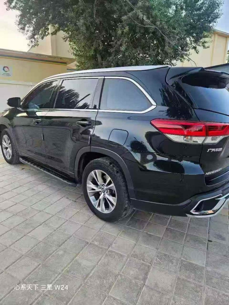 天水20年丰田汉兰达7