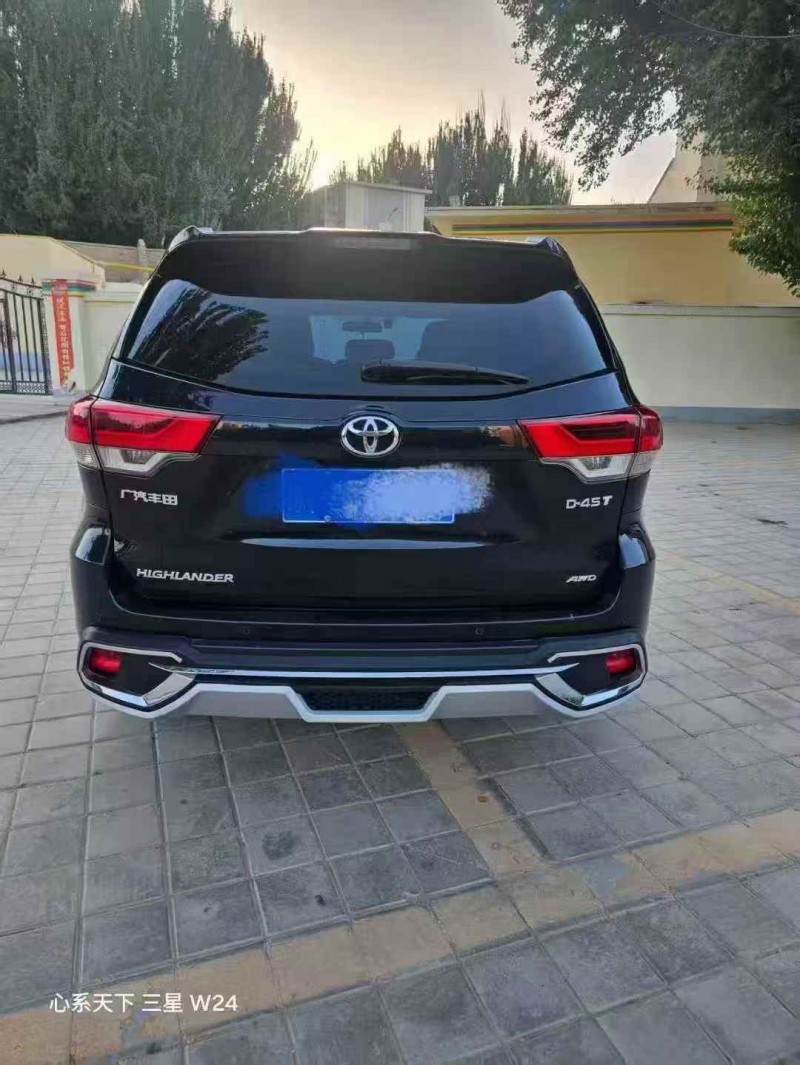 天水20年丰田汉兰达8