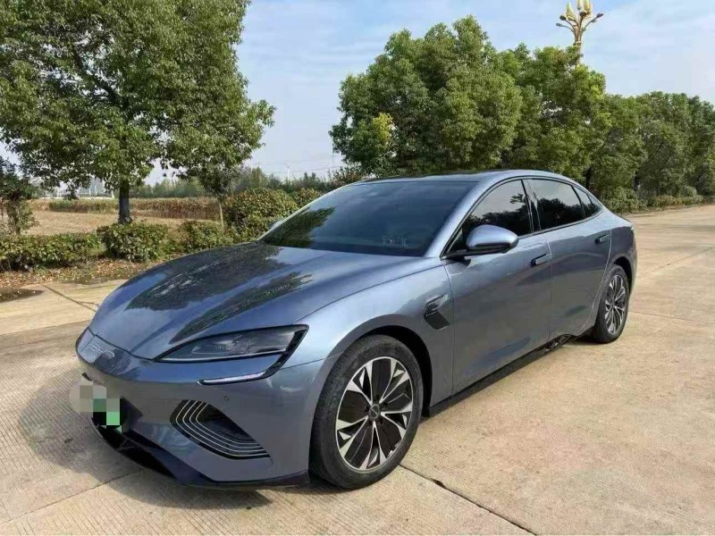 苏州23年比亚迪海豹2