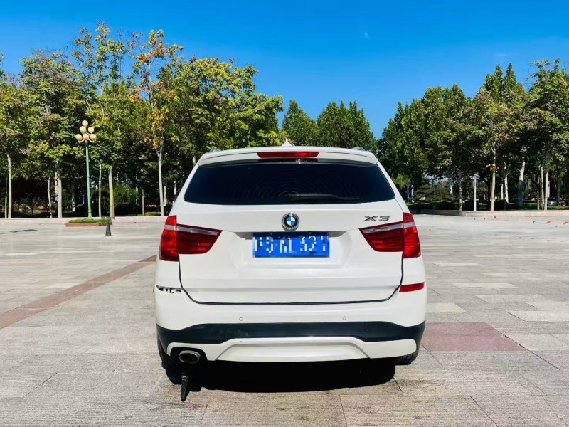 东营16年宝马X38