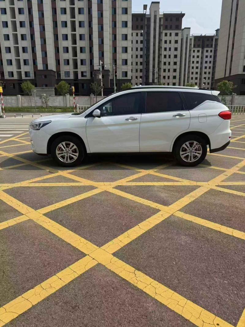 秦皇岛19年哈弗M63