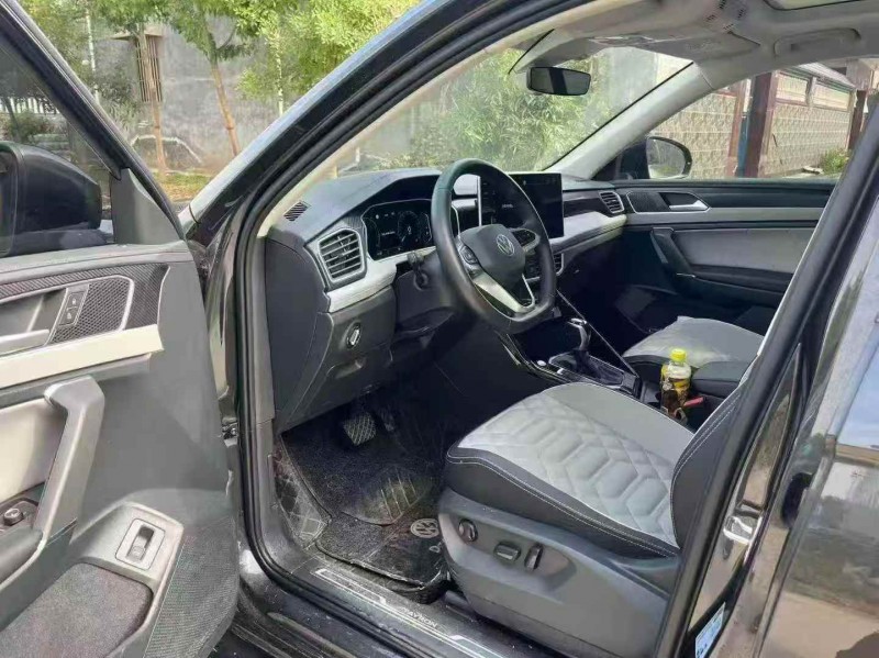 洛阳23年大众探岳6