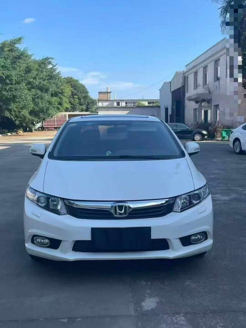 漳州13年本田思域1