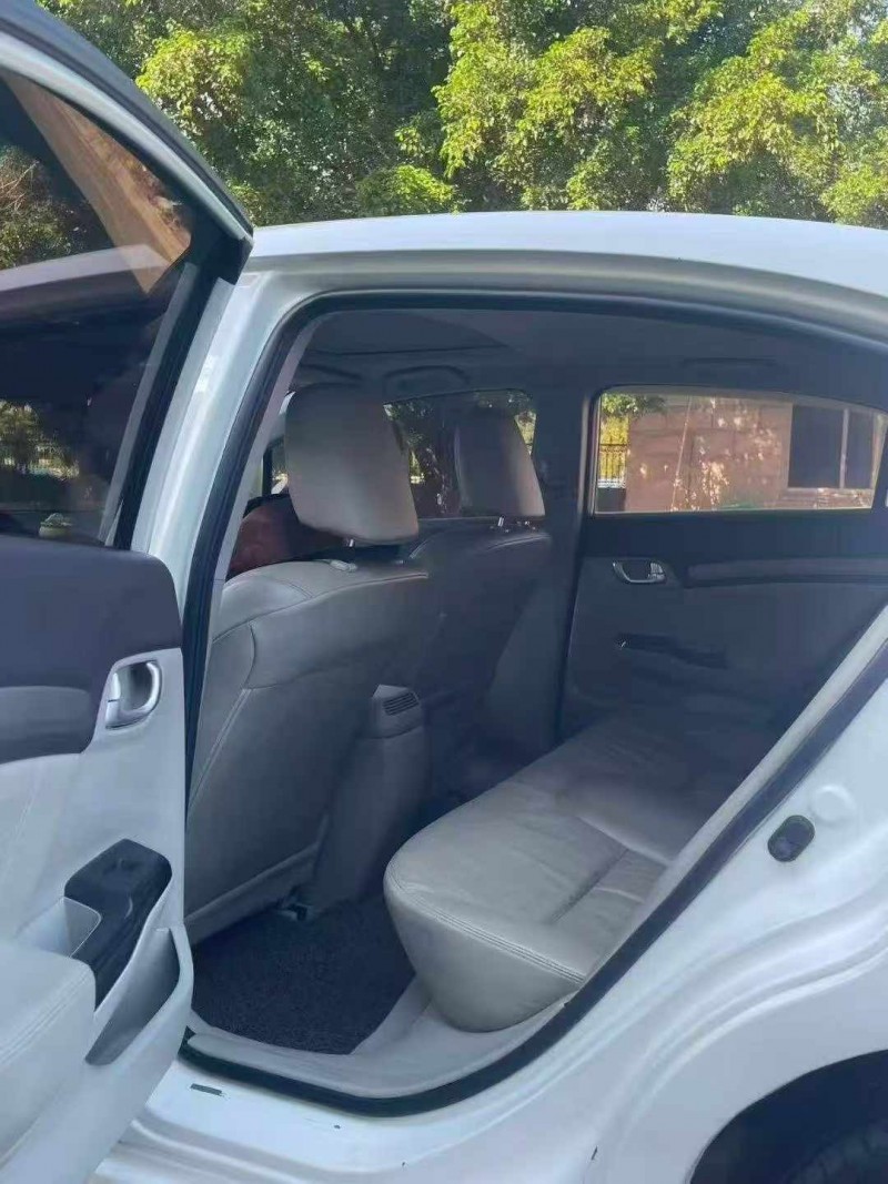 漳州13年本田思域6