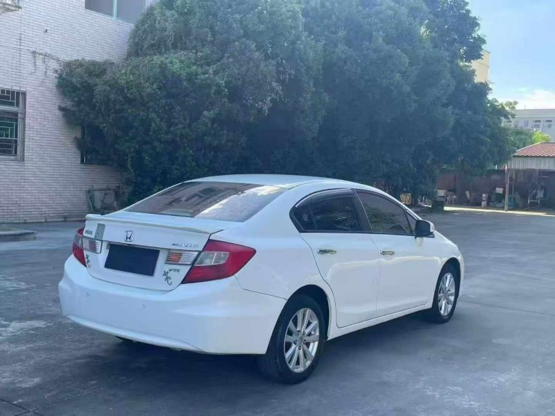 漳州13年本田思域7