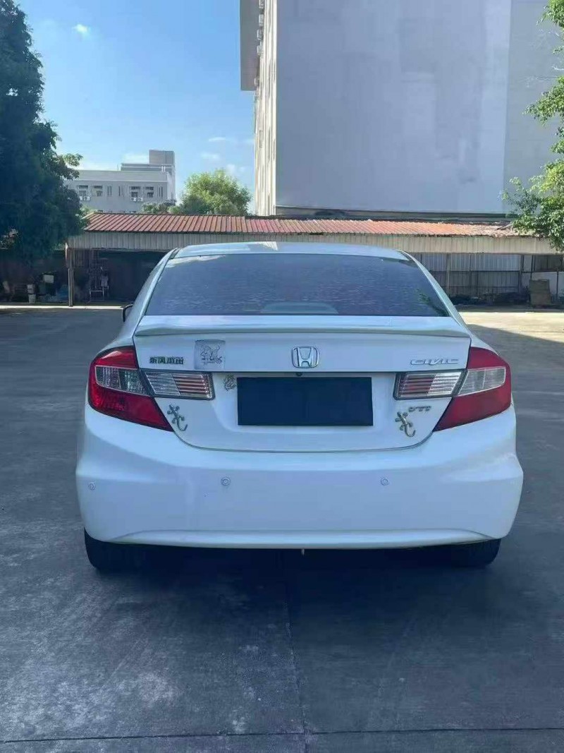 漳州13年本田思域9