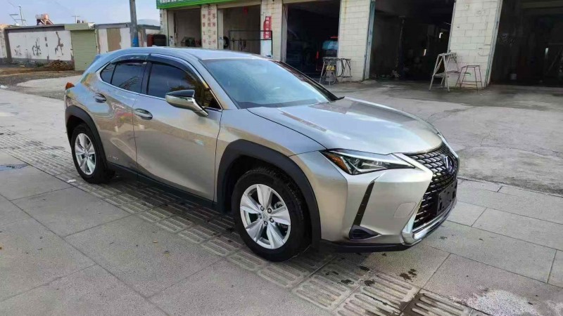 衢州20年雷克萨斯UX2