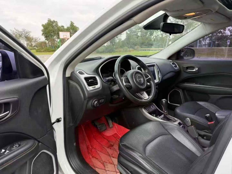 苏州17年Jeep指南者4