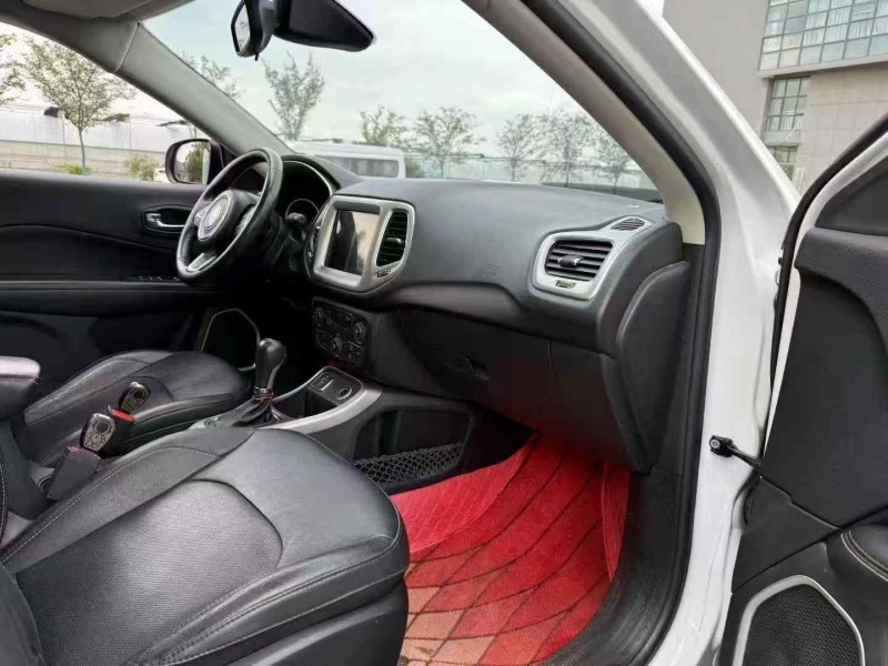 苏州17年Jeep指南者7