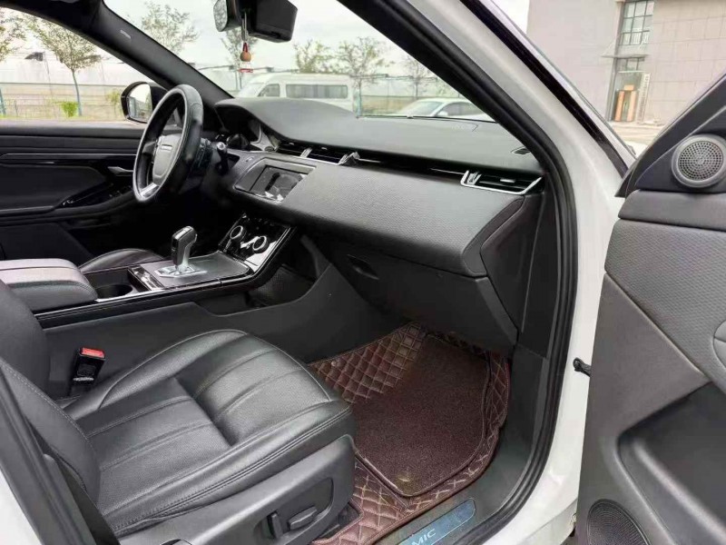 扬州20年路虎极光5