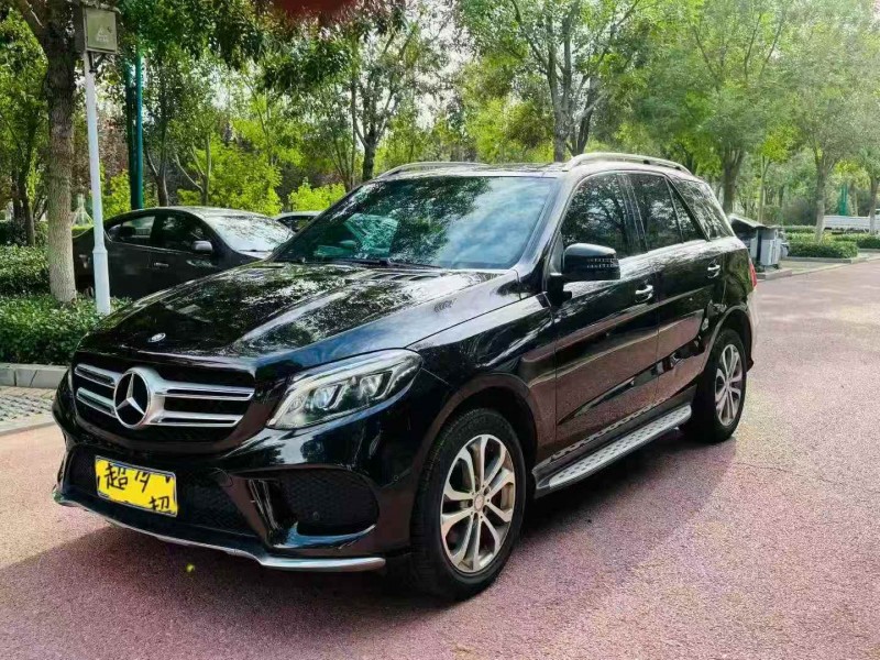 济南17年奔驰GLE2